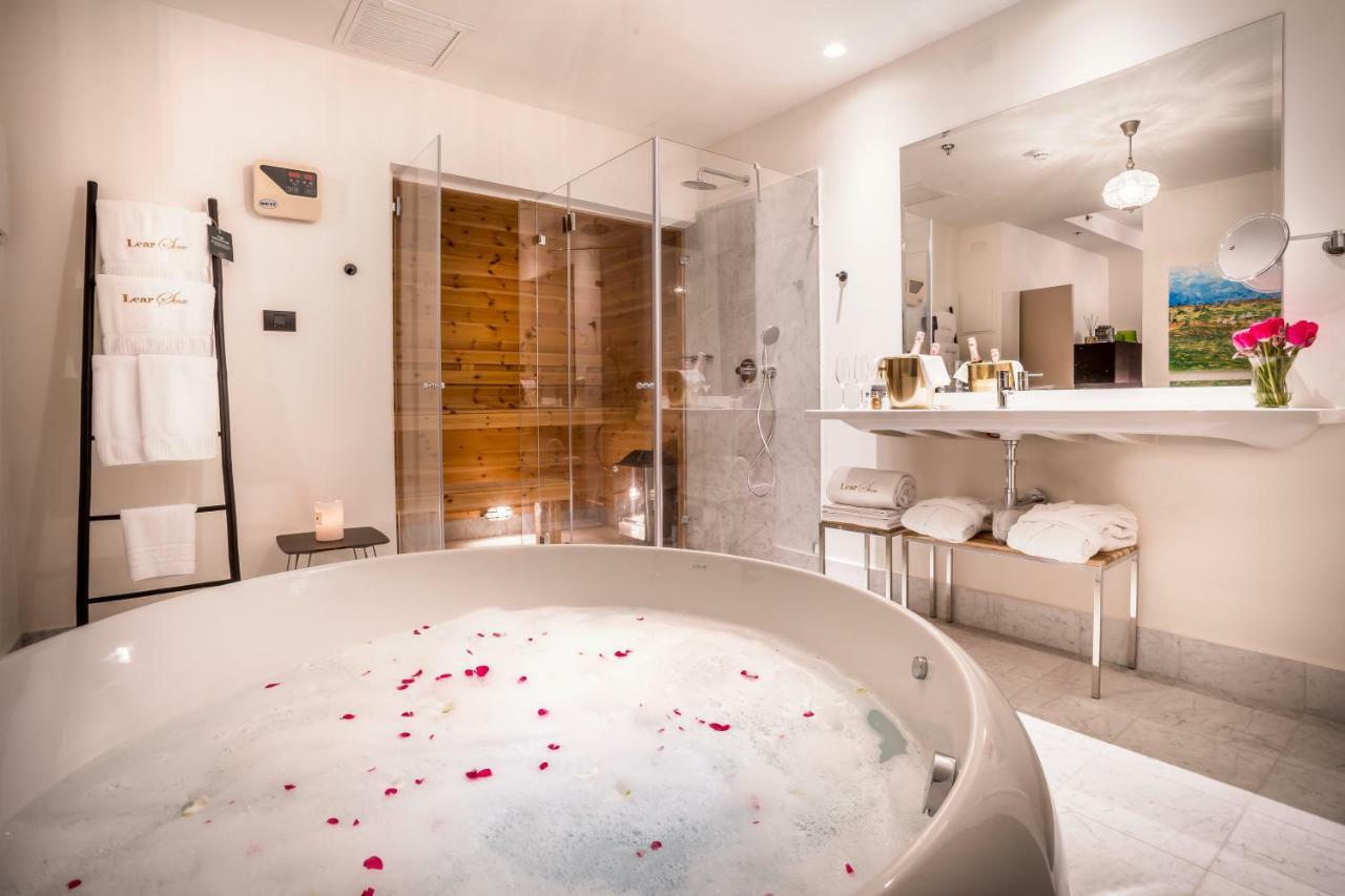 Lear Sense Hotel Gedera エクステリア 写真